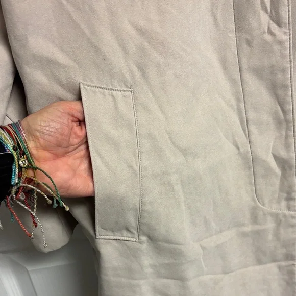 London Fog Women's Beige Trench Coat - Picture 4 of 15